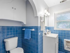 315 N Montreal Avenue , Dallas Texas 75208