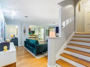 315 N Montreal Avenue , Dallas Texas 75208