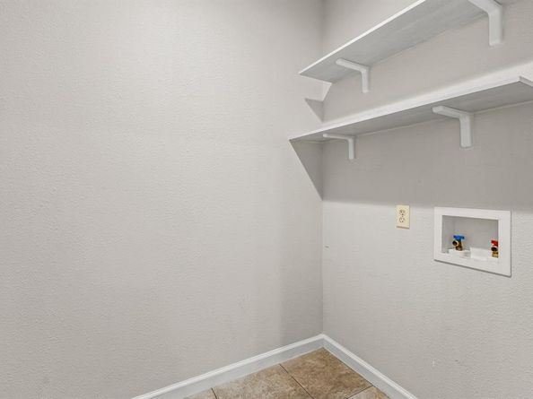2711  Santa Cruz Drive , Dallas Texas 75227