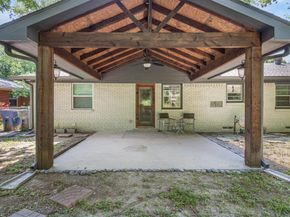 2711  Santa Cruz Drive , Dallas Texas 75227