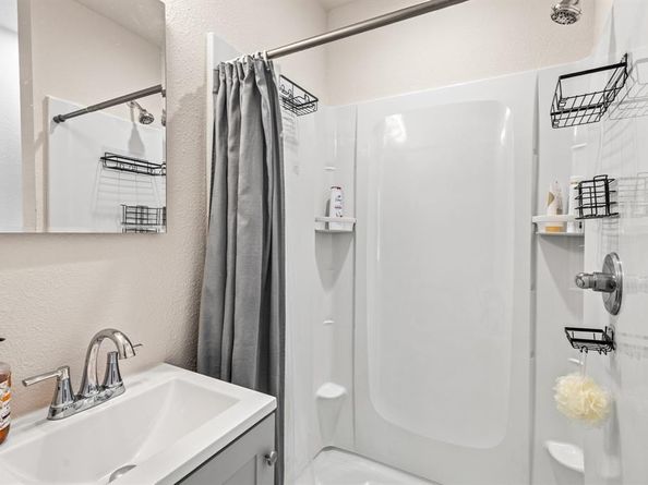 2711  Santa Cruz Drive , Dallas Texas 75227