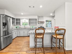 2711  Santa Cruz Drive , Dallas Texas 75227