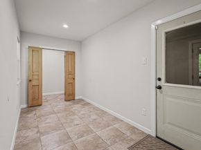 2711  Santa Cruz Drive , Dallas Texas 75227