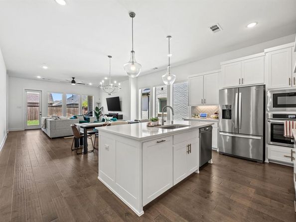 2913  Borderland Lane , Celina Texas 75009