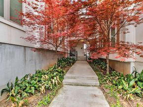 5718  Mccommas Boulevard  203, Dallas Texas 75206