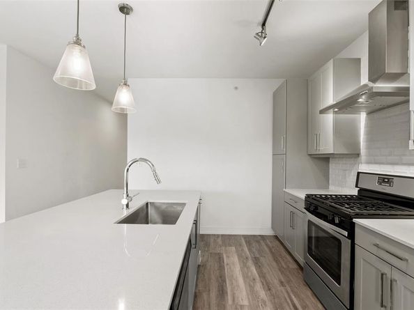 5718  Mccommas Boulevard  203, Dallas Texas 75206