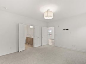 5718  Mccommas Boulevard  203, Dallas Texas 75206