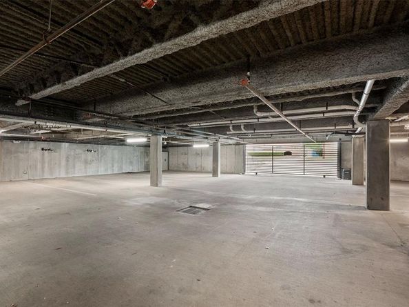 5718  Mccommas Boulevard  203, Dallas Texas 75206