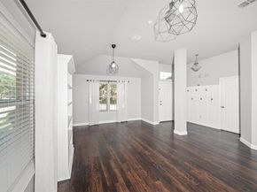 3271  Yeltes  , Grand Prairie Texas 75054