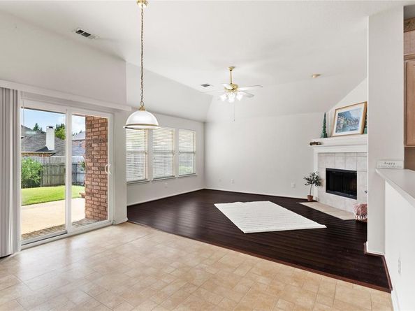 2185  Crestlake Drive , Rockwall Texas 75087