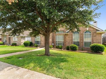 2185  Crestlake Drive 