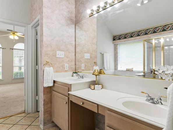 2185  Crestlake Drive , Rockwall Texas 75087