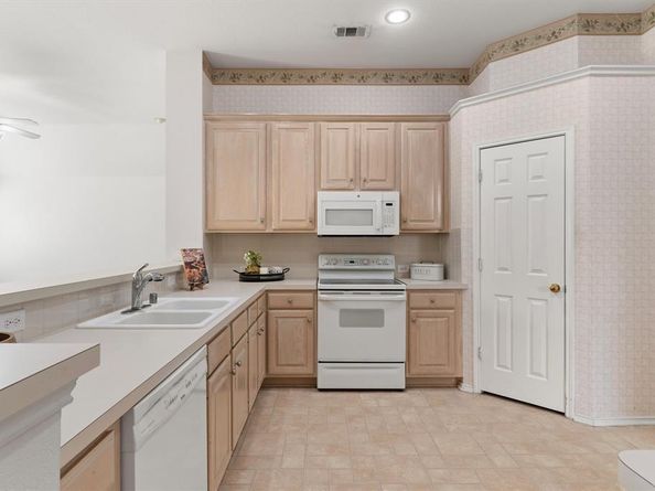 2185  Crestlake Drive , Rockwall Texas 75087