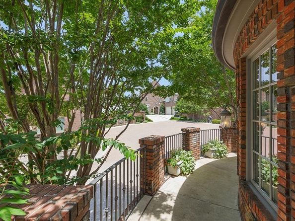 4942  Westbriar Drive , Fort Worth Texas 76109