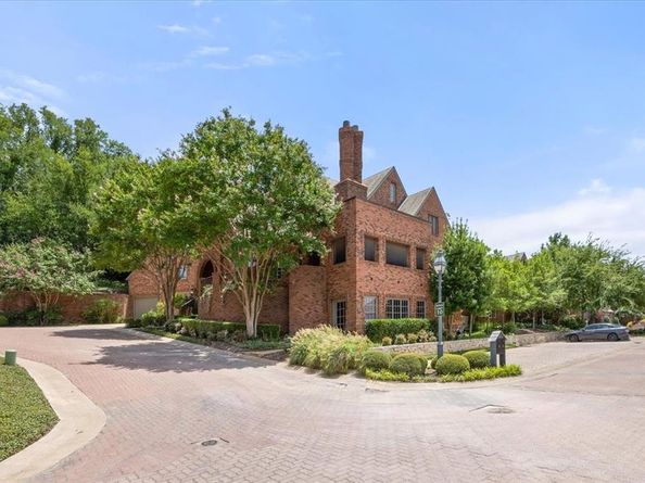4942  Westbriar Drive , Fort Worth Texas 76109