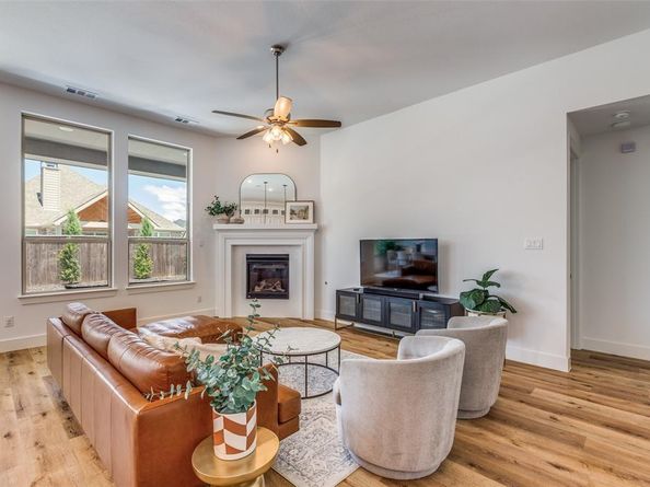 713  Corner Post Path , Celina Texas 75009