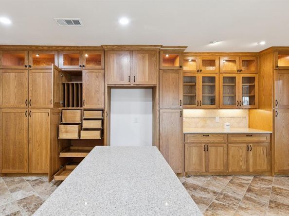 206  Crooked Creek Drive , Richardson Texas 75080