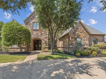 2405  Fernwood Drive 