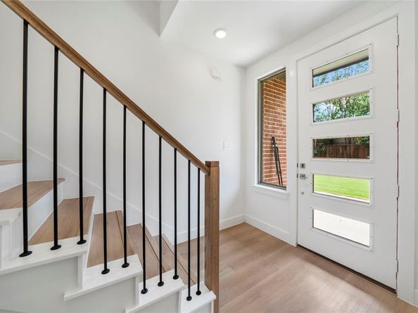 13351  Goodland Street  207, Farmers Branch Texas 75234