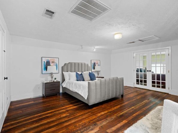 4723  Swiss Avenue , Dallas Texas 75204