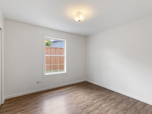 8709  Gladwood Lane , Dallas Texas 75243