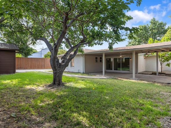 8709  Gladwood Lane , Dallas Texas 75243