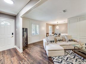 2715  Green Oaks Boulevard , Arlington Texas 76017