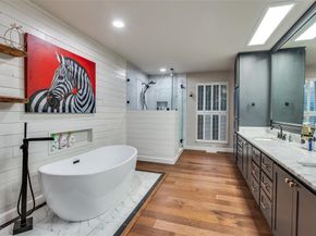 2715  Green Oaks Boulevard , Arlington Texas 76017