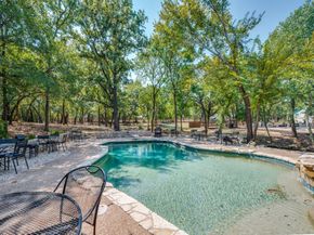 2715  Green Oaks Boulevard , Arlington Texas 76017