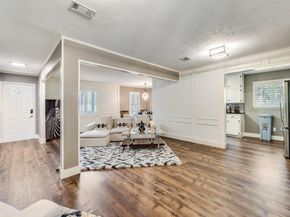 2715  Green Oaks Boulevard , Arlington Texas 76017