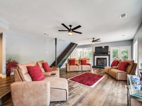 2715  Green Oaks Boulevard , Arlington Texas 76017
