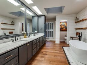 2715  Green Oaks Boulevard , Arlington Texas 76017