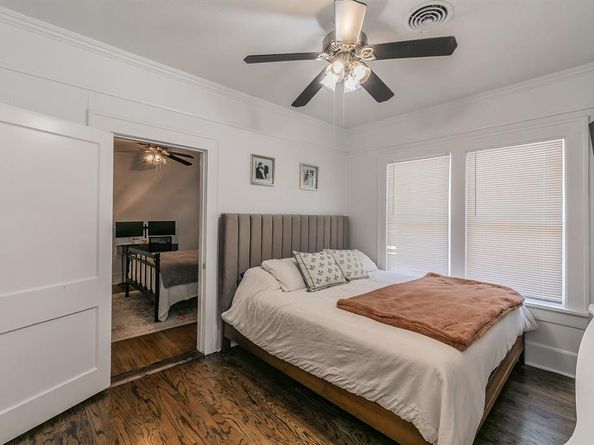 2100  5th Avenue , Fort Worth Texas 76110