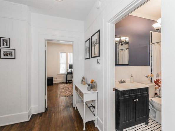 2100  5th Avenue , Fort Worth Texas 76110
