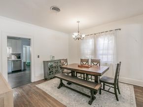 2100  5th Avenue , Fort Worth Texas 76110