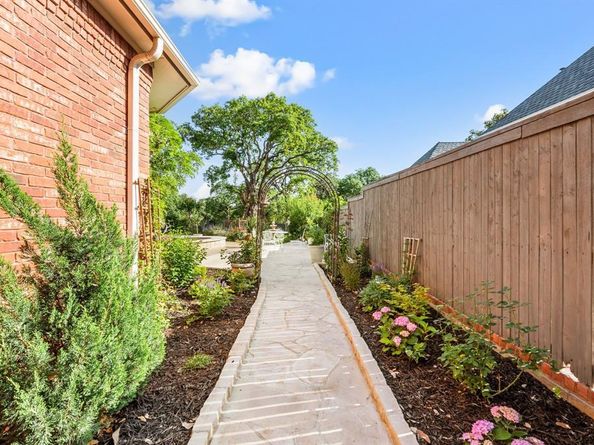 2906  Edgewood Lane , Colleyville Texas 76034
