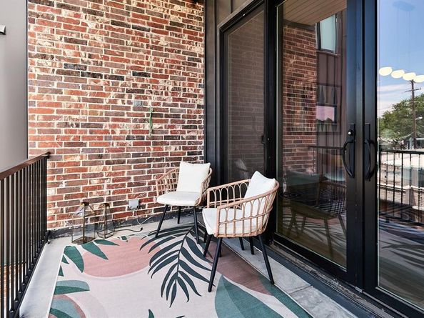 1844  Mecca Street , Dallas Texas 75206