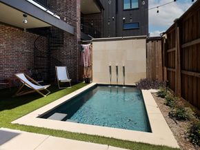 1844  Mecca Street , Dallas Texas 75206