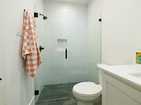 1844  Mecca Street , Dallas Texas 75206