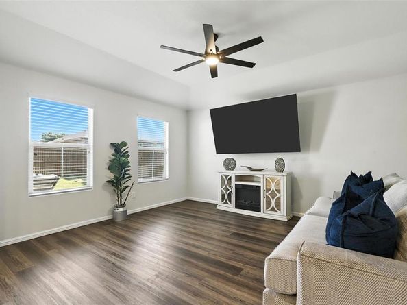 717  Rutherford Drive , Crowley Texas 76036