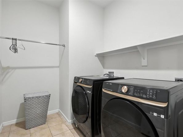 717  Rutherford Drive , Crowley Texas 76036
