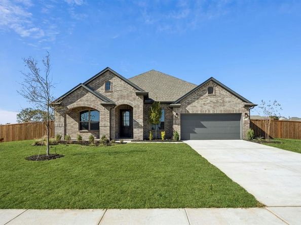 137  Cross Timbers Street , Azle Texas 76020