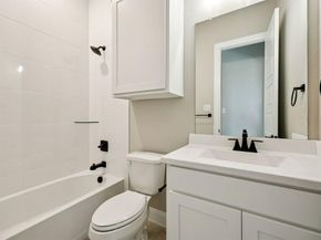 137  Cross Timbers Street , Azle Texas 76020