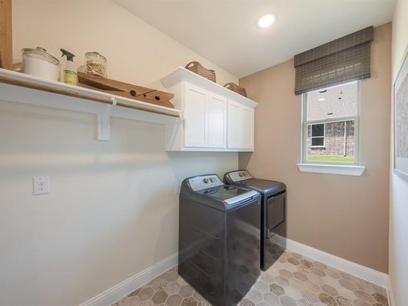 137  Cross Timbers Street , Azle Texas 76020