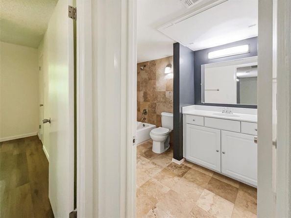 4851  Cedar Springs Road  281, Dallas Texas 75219