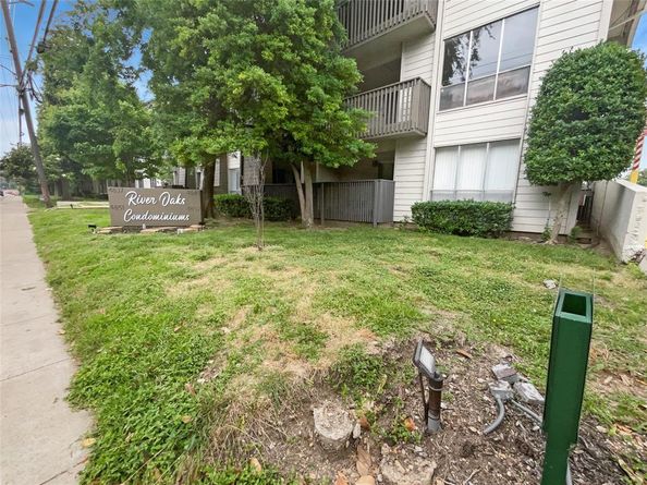 4851  Cedar Springs Road  281, Dallas Texas 75219