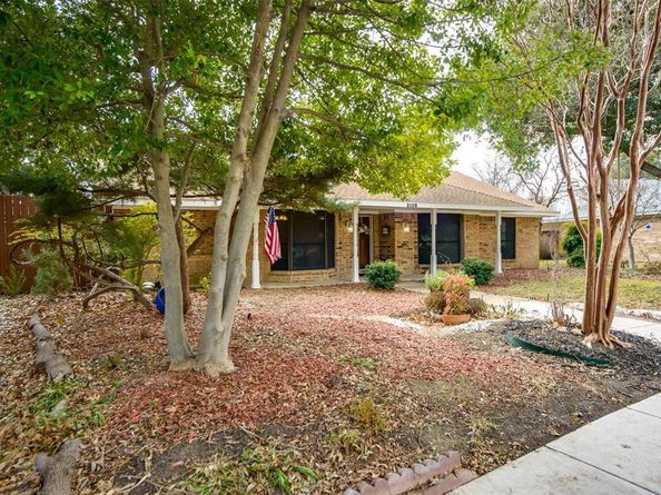 2128  Pueblo Drive , Carrollton Texas 75006