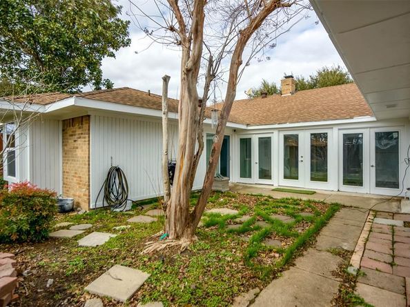 2128  Pueblo Drive , Carrollton Texas 75006
