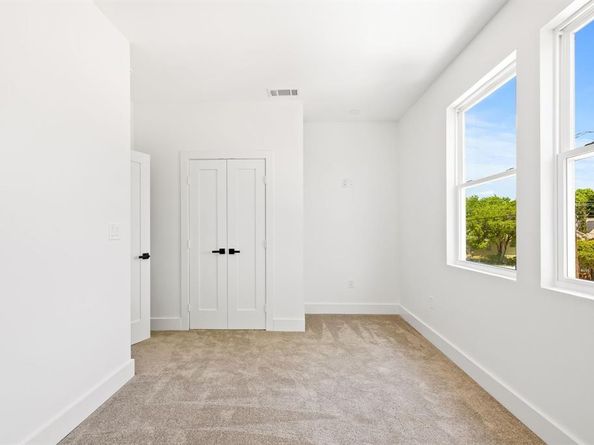 3105  Rutz Street , Dallas Texas 75212