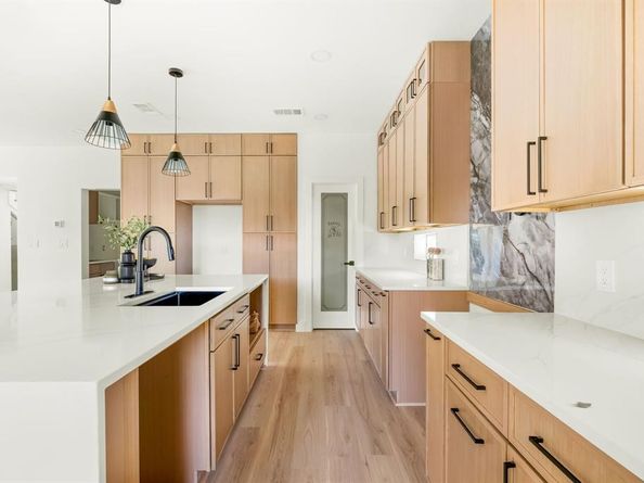 3105  Rutz Street , Dallas Texas 75212